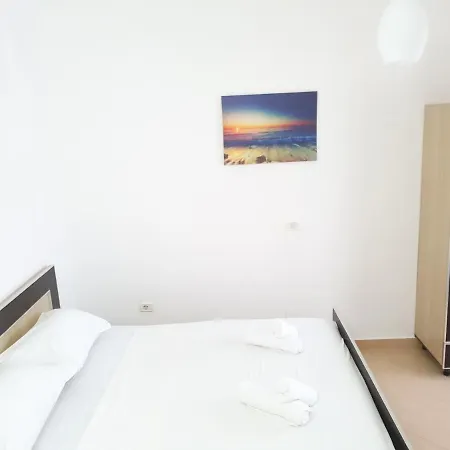 Soare Hotel 3*