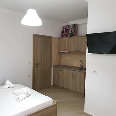 Soare Hotel 3*