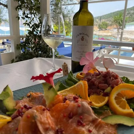 Soare מלון קסאמיל